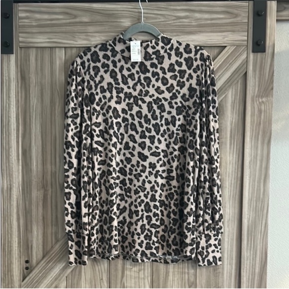 NWT Maurices Black and Brown Animal Print Pleated Blouse Women’s Size L - Picture 1 of 8